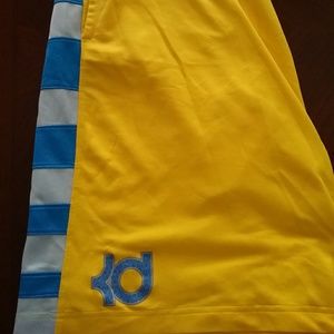 Nike Basketball Shorts - Like New